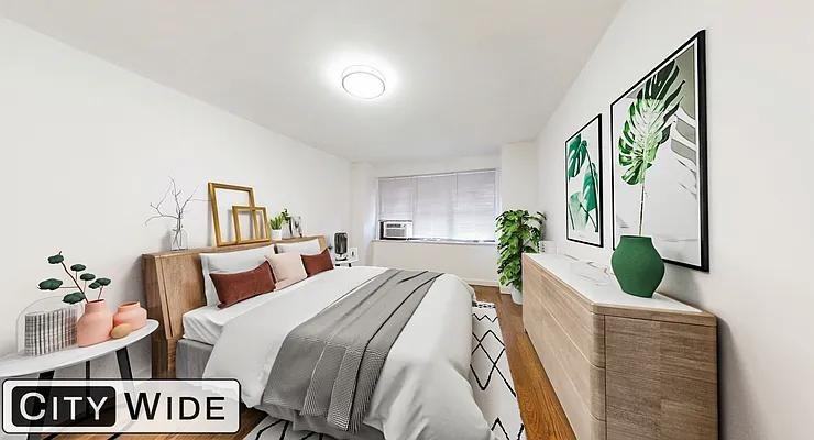 E 16th St #2A - Photo 3 of 20