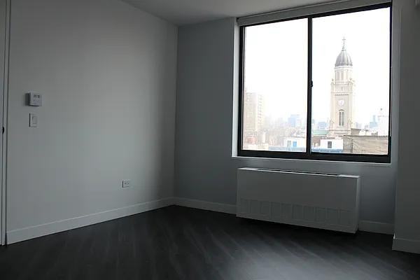 E Houston St #3B0 - Photo 6 of 18