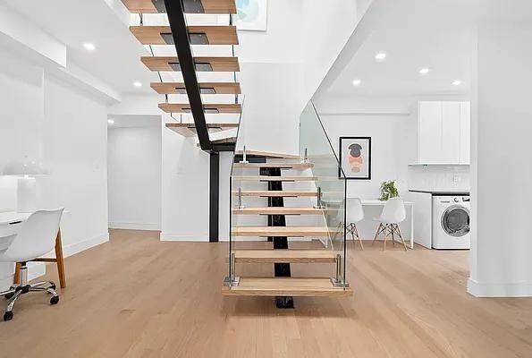 Greenwich St #6H - Photo 2 of 20