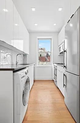 Greenwich St #6H - Photo 3 of 20