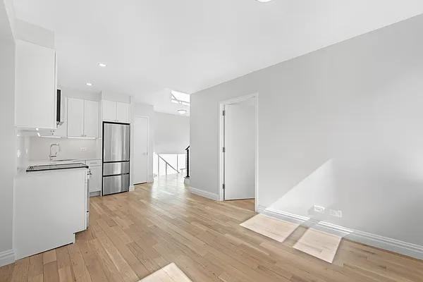 Greenwich St #6K - Photo 5 of 20