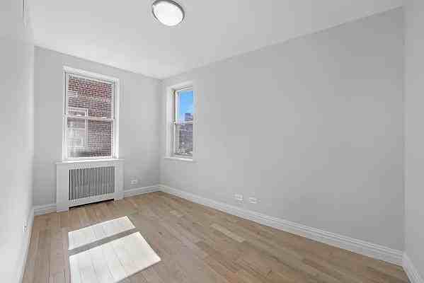 Greenwich St #6K - Photo 7 of 20