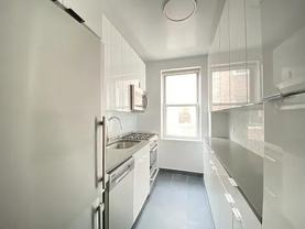 Greenwich St #5L - Photo 1 of 1