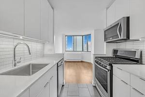 featured image of W 24th St #PH