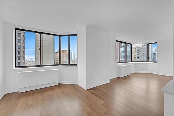 W 24th St #PH - Photo 7 of 20