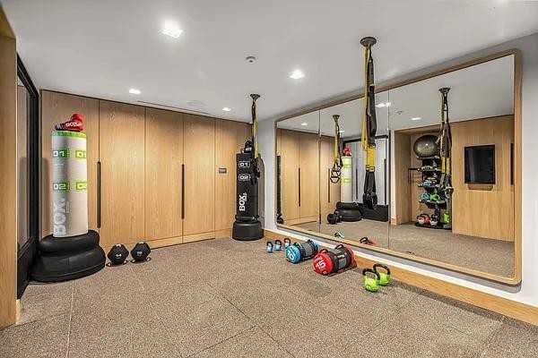 W 24th St #28G - Photo 7 of 20