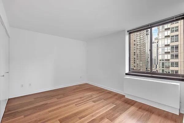 W 24th St #27H - Photo 7 of 20