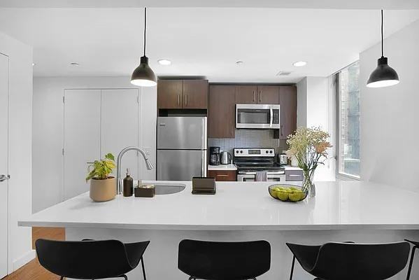 W 26th St #3U - Photo 2 of 20