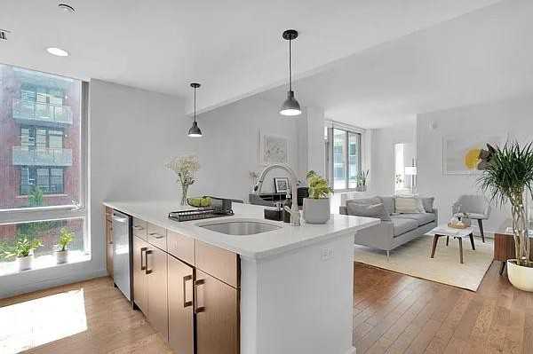 W 26th St #3U - Photo 3 of 20