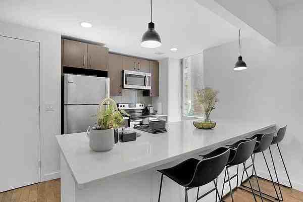 W 26th St #3U - Photo 7 of 20