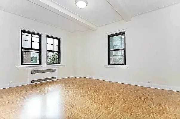 Christopher St #8G - Photo 3 of 14