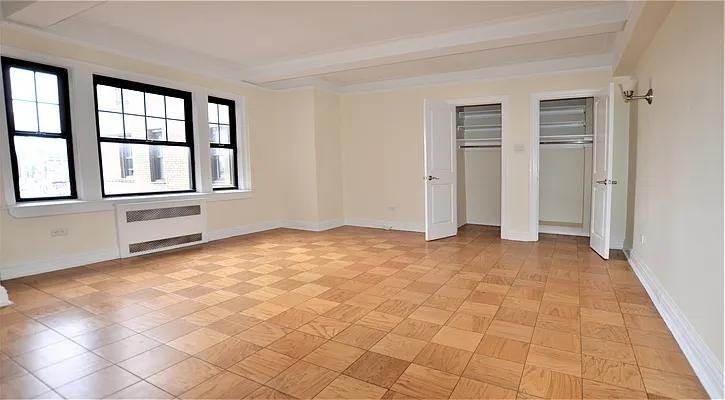 Christopher St #11I - Photo 5 of 13