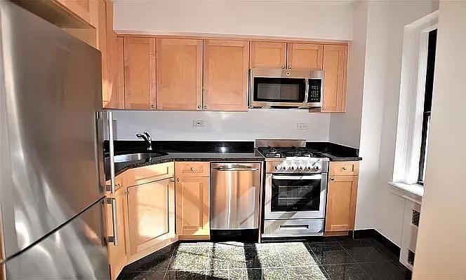 Christopher St #2K - Photo 5 of 16