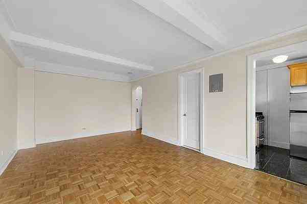 Christopher St #2C - Photo 3 of 13