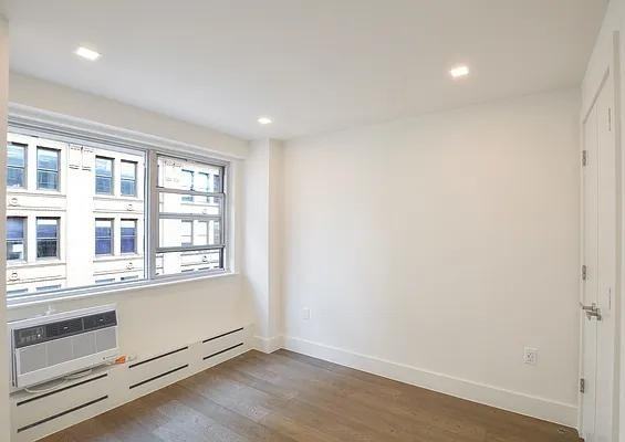 E 12th St #11G - Photo 6 of 20