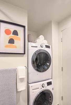 E 12th St #1J - Photo 4 of 20