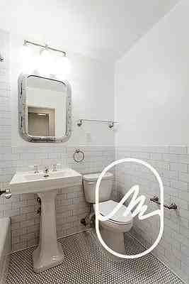 W 16th St #9F - Photo 4 of 20