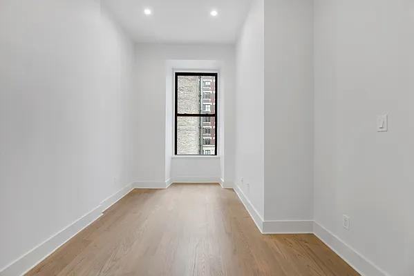 Madison Ave #2B - Photo 2 of 12