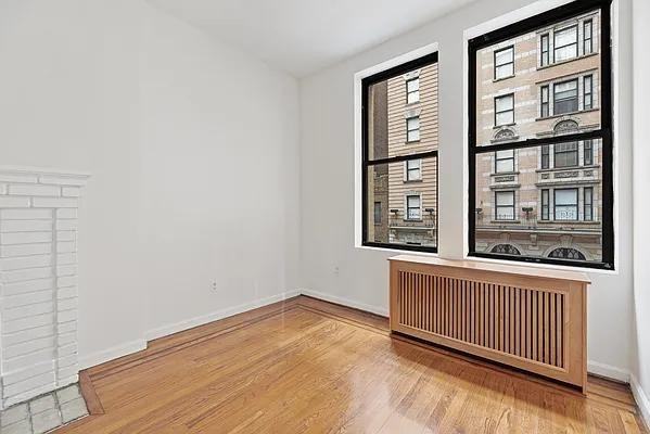 Madison Ave #4L - Photo 5 of 12