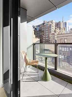 W 30th St #8A - Photo 6 of 12