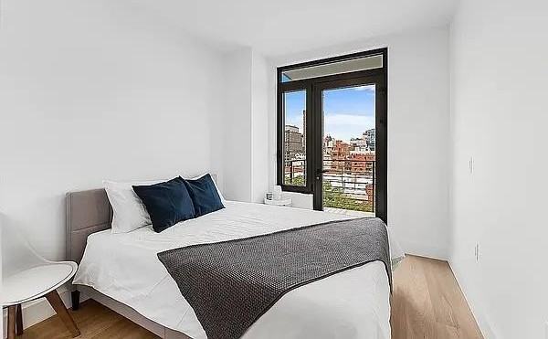 Pitt St #12C - Photo 2 of 20