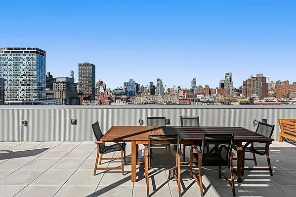 Pitt St #7B - Photo 7 of 10