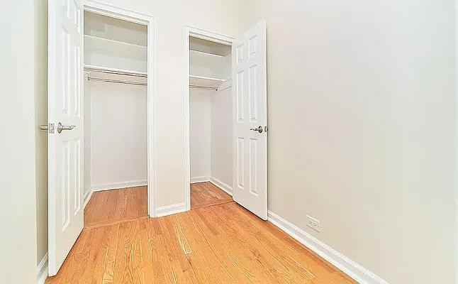 E 24th St #4C - Photo 4 of 20