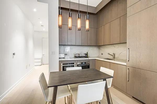 Charlton St #S3E - Photo 2 of 20