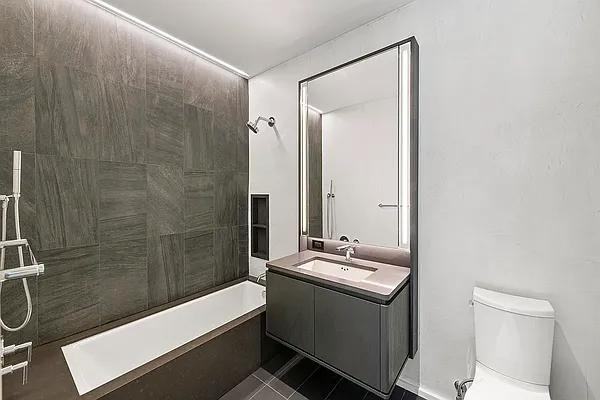 Charlton St #S3E - Photo 5 of 20