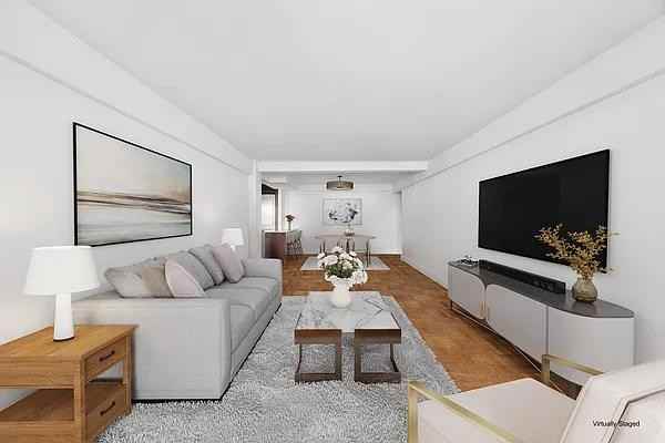 W 16th St #6F - Photo 4 of 9