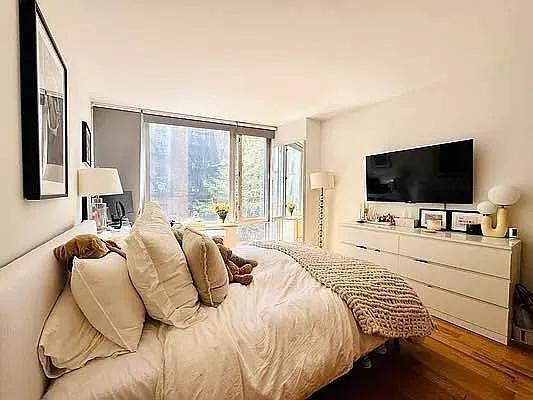 Stanton St #8H - Photo 5 of 20