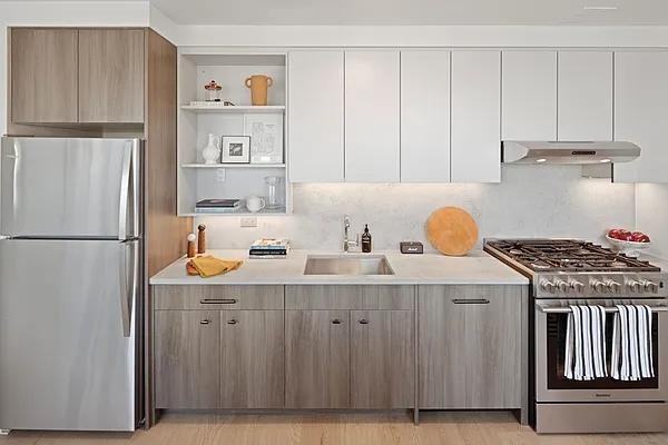 Suffolk St #2501 - Photo 3 of 20