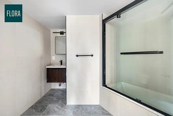 E 12th St #5J - Photo 6 of 20