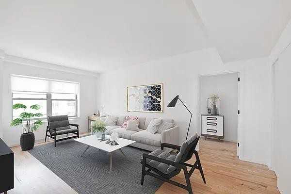 E 8th St #6F - Photo 4 of 20