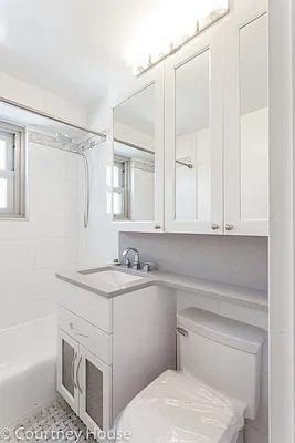 W 14th St #18C - Photo 5 of 10