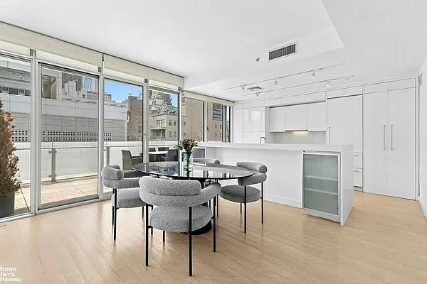 Franklin St #16A - Photo 3 of 20