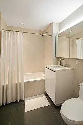 Franklin St #16C - Photo 7 of 10