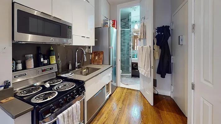 Mott St #12 - Photo 3 of 20