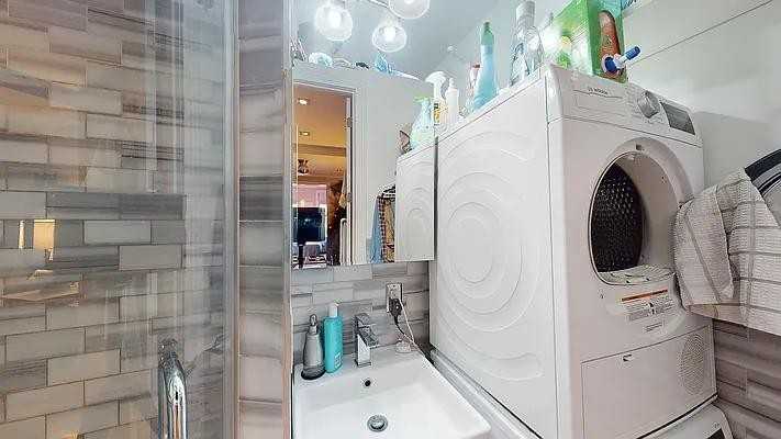 Mott St #12 - Photo 4 of 20