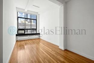 E 22nd St #8C - Photo 1 of 1