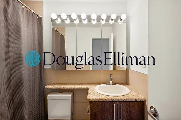 E 22nd St #8C - Photo 4 of 20