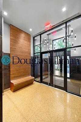 E 22nd St #8C - Photo 5 of 20