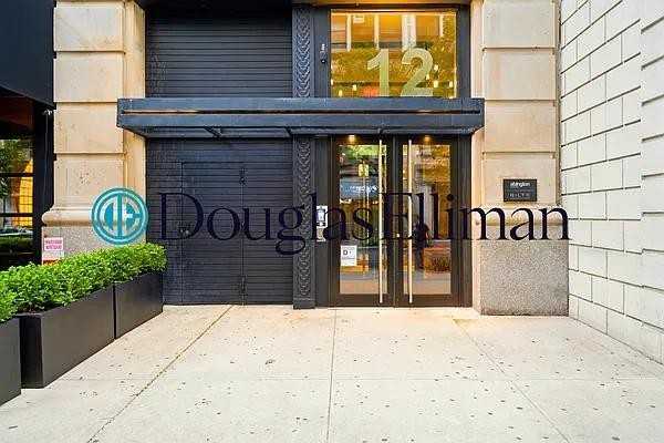 E 22nd St #8C - Photo 6 of 20