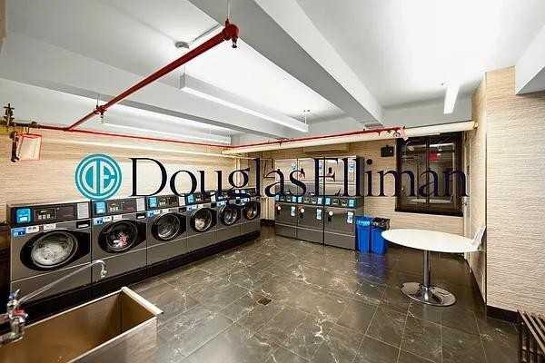 E 22nd St #8C - Photo 7 of 20