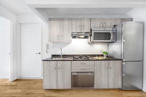 Avenue B #5R - Photo 5 of 20