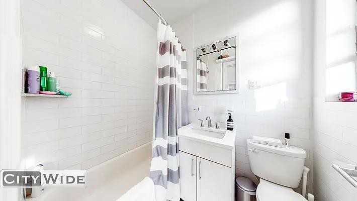 W 12th St #4A - Photo 5 of 20