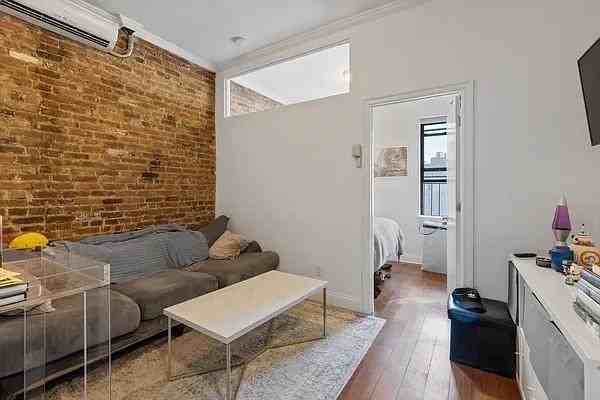Broome St #18 - Photo 2 of 20