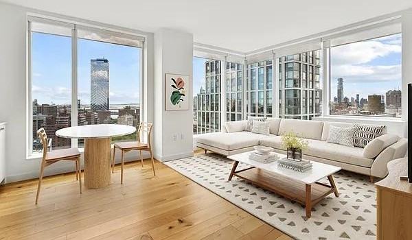 Broome St #2303 - Photo 3 of 15