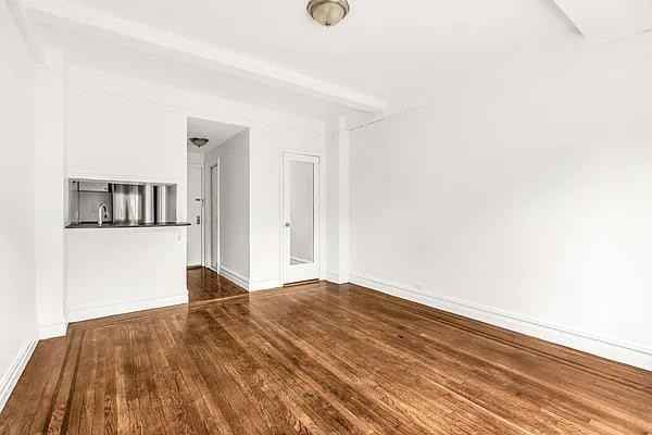 W 23rd St #314 - Photo 3 of 19