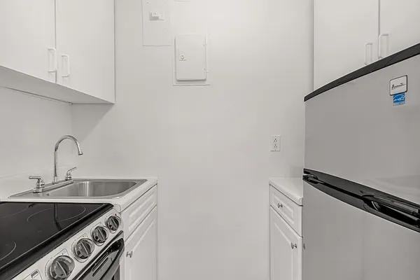 W 23rd St #1514 - Photo 3 of 20